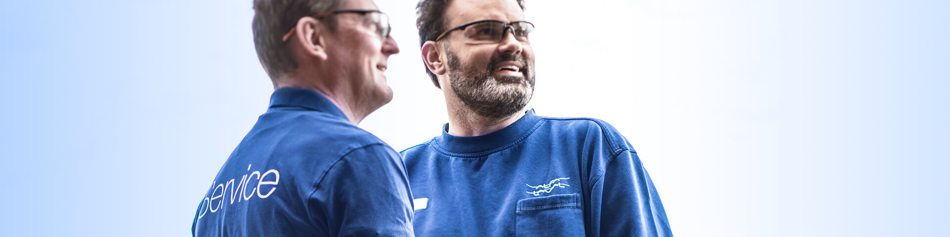 Service guys DSC 5786 1920x480 1