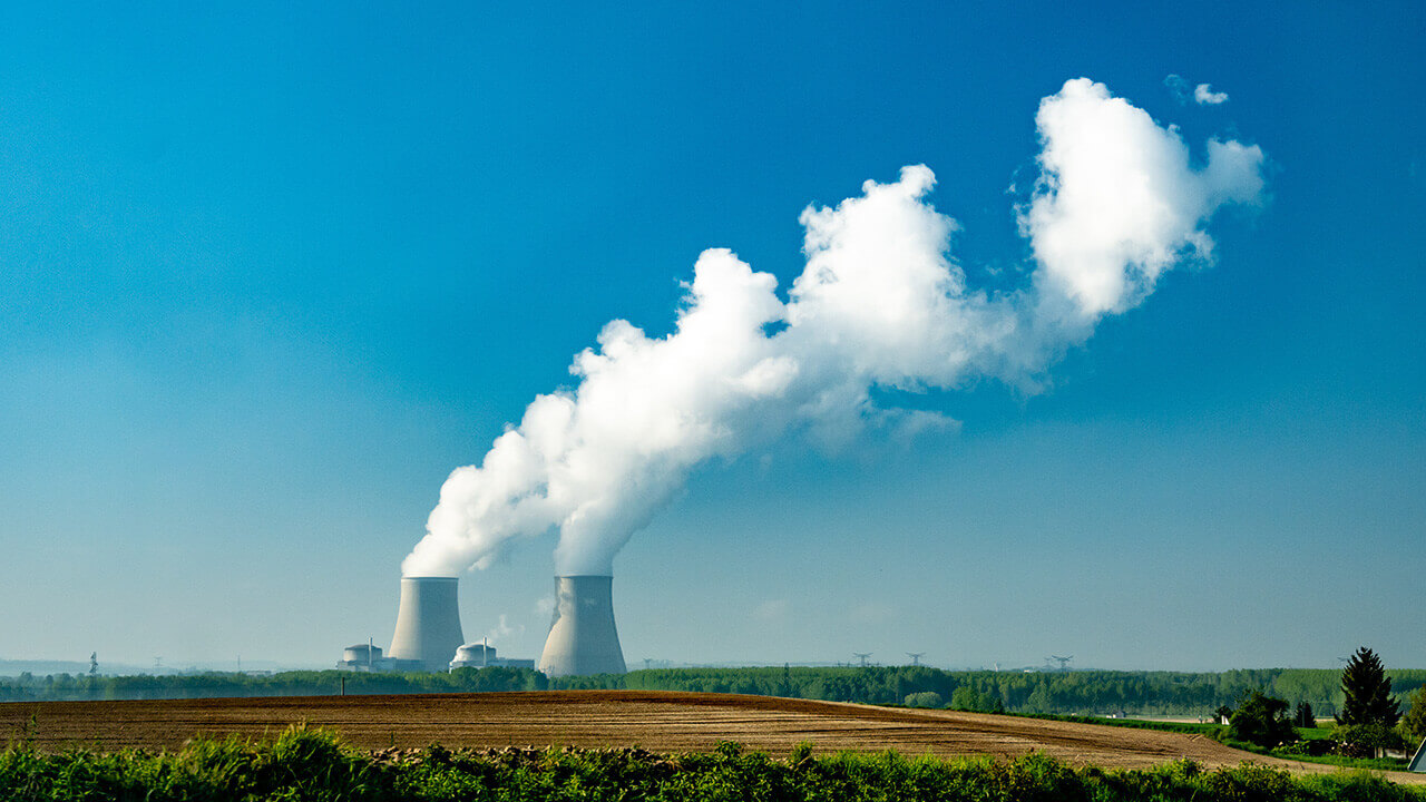 Nuclear-power-Energizing France.jpg