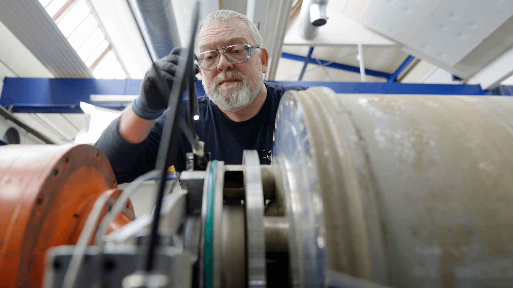 Male_Field_Service_Engineer_FSE.png